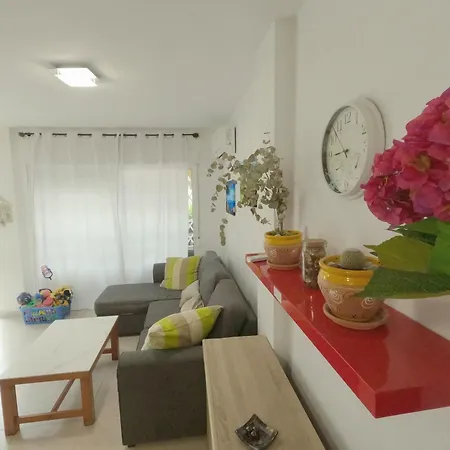 Hébergement de vacances House Madamme *